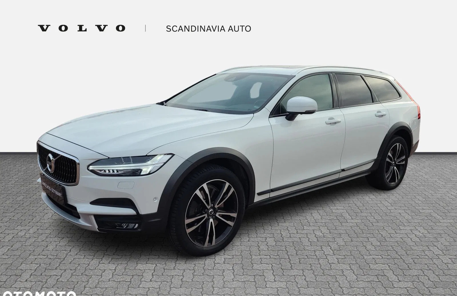 volvo żelechów Volvo V90 Cross Country cena 159900 przebieg: 147000, rok produkcji 2019 z Żelechów